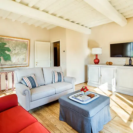 Borgo Del Cabreo Hotel 3*